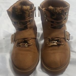Beautiful MICHEL KORS boots